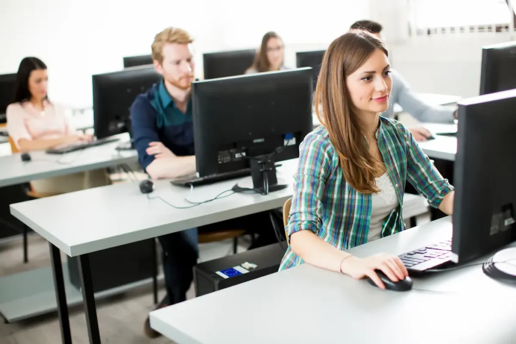 entry requirements for it courses in australia